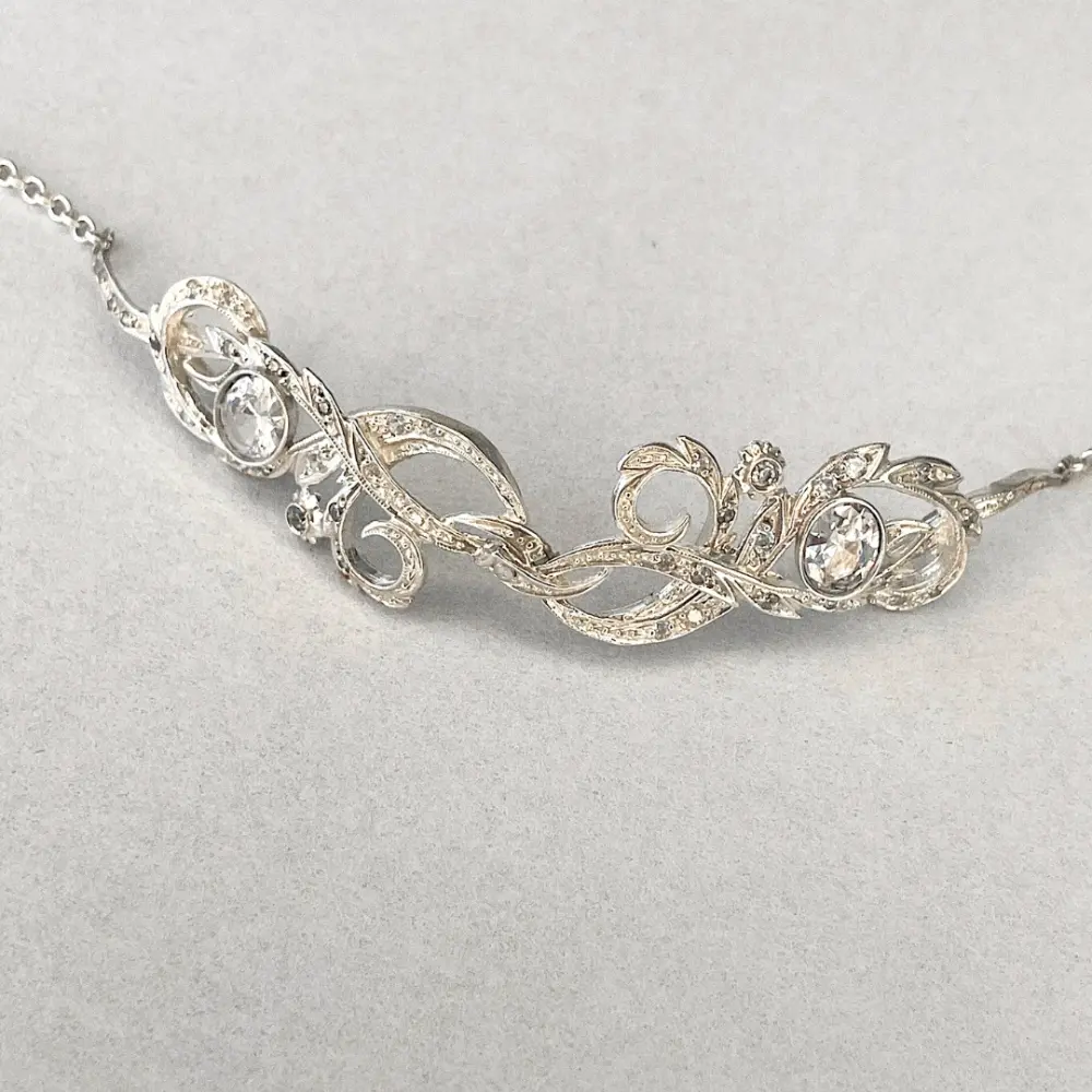 Choker Albor