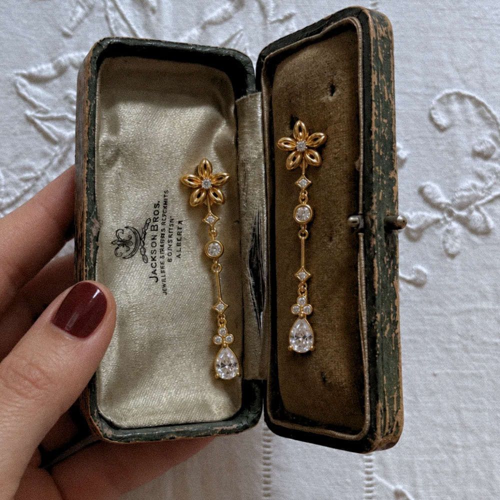 Pendientes Irene